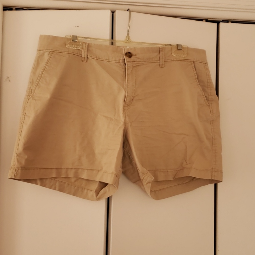 Khaki shorts